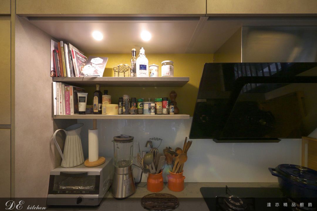 廚房設計｜SAKURA 近吸除油煙機｜SAKURA 二口小面板易清檯面爐